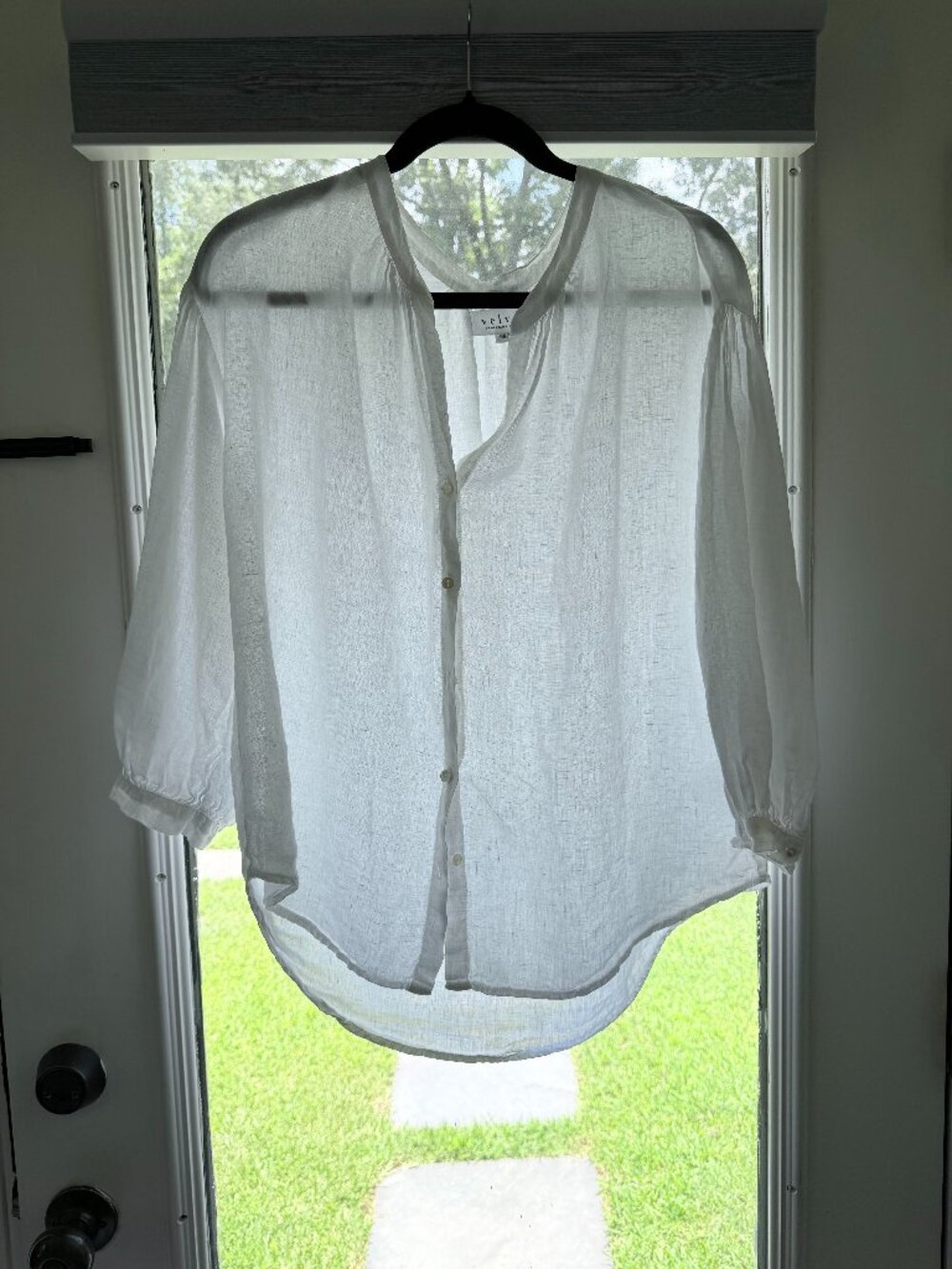 Velvet by Graham & Spencer, White Linen Top/Shirt, Size Medium